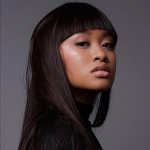 Meet your Posher, Michaela